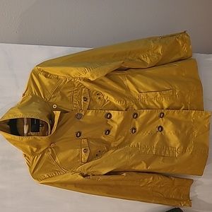 Hurley Trenchcoat. Mustard color.